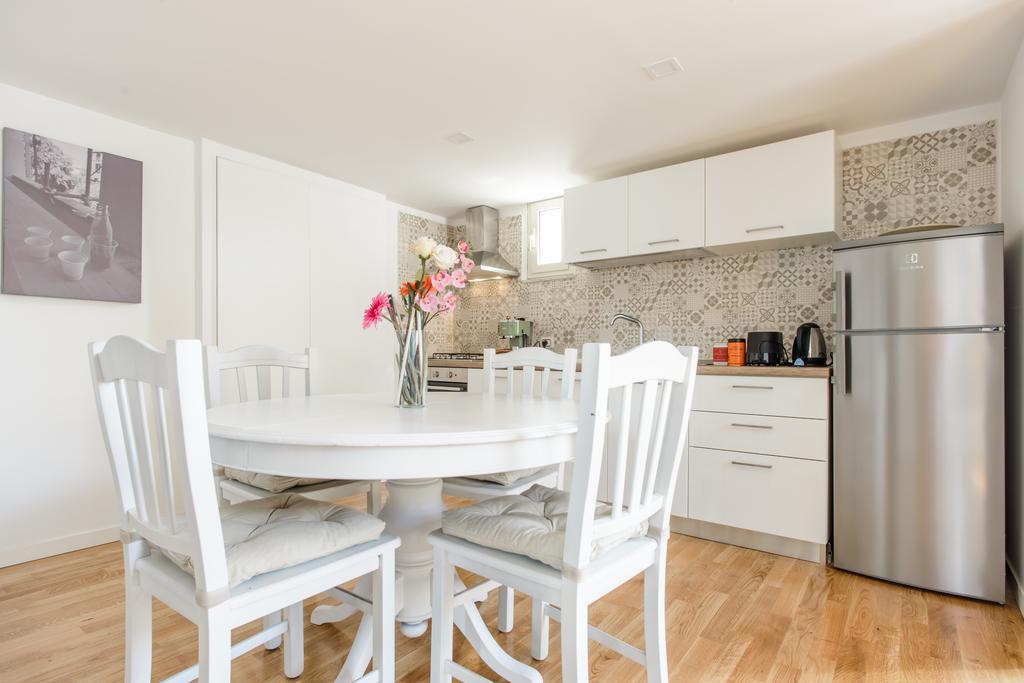 Stay In Naples Flats 외부 사진